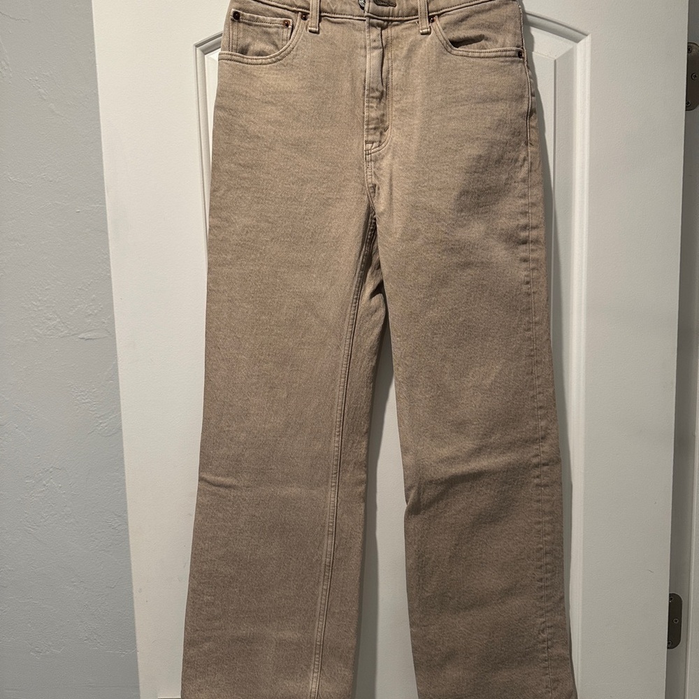 A&F Beige Jeans - Picture 2 of 5